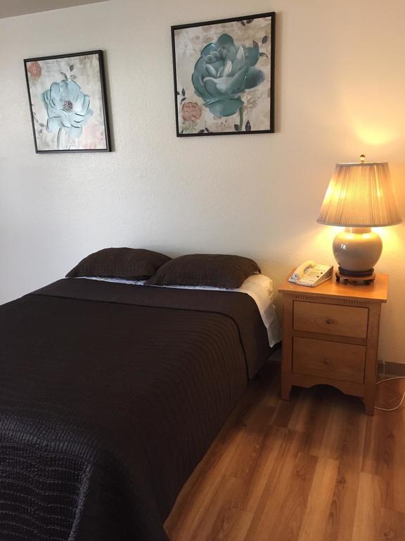 Sun Hill Motel Сиатъл Екстериор снимка