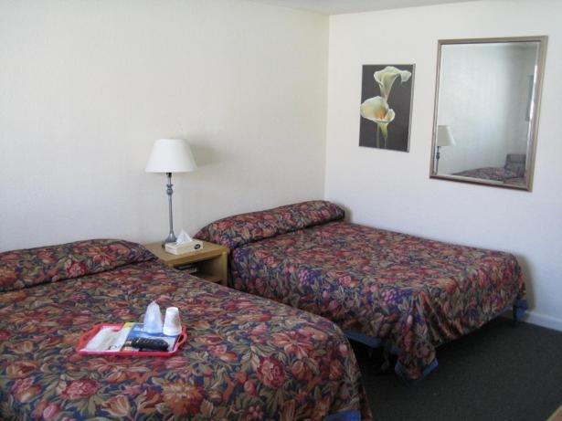 Sun Hill Motel Сиатъл Екстериор снимка